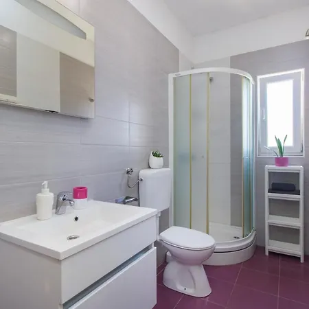 Apartment The Whitehouse