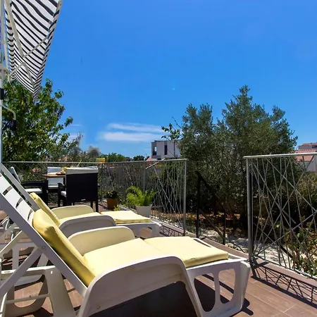 The Whitehouse Brodarica (Sibenik-Knin)