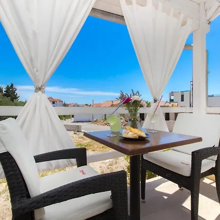 The Whitehouse Apartment Brodarica (Sibenik-Knin)