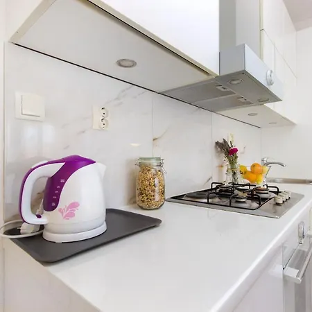 Apartment The Whitehouse