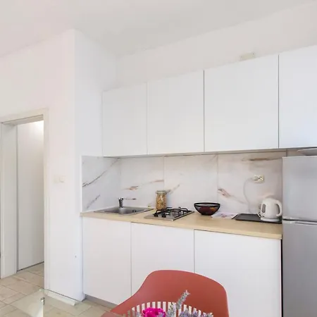 Apartment The Whitehouse *