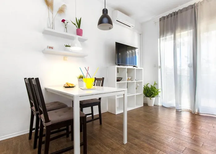 The Whitehouse * Brodarica (Sibenik-Knin)