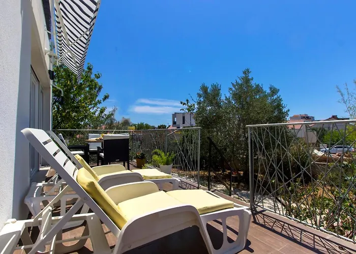 The Whitehouse Brodarica (Sibenik-Knin)