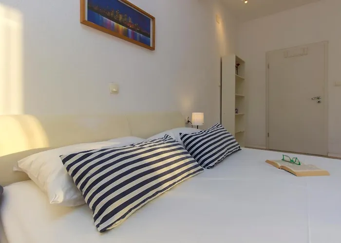 Apartman The Whitehouse Brodarica (Sibenik-Knin)