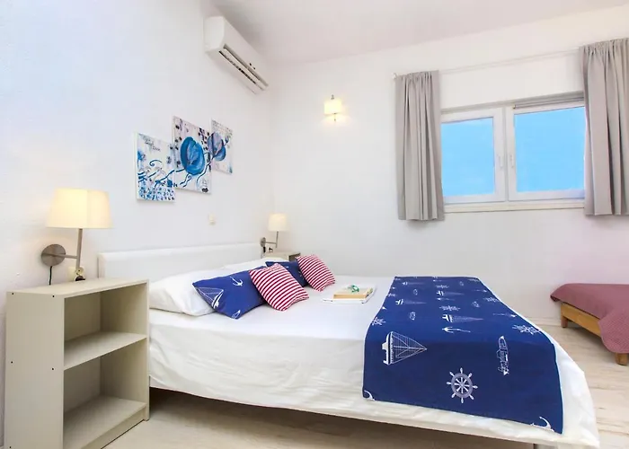 The Whitehouse Brodarica (Sibenik-Knin)