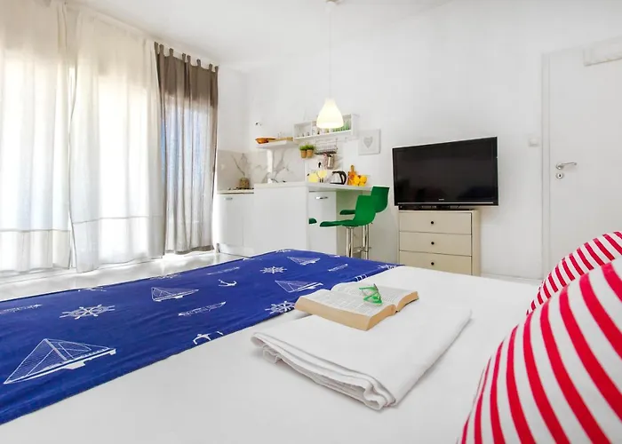 The Whitehouse Apartman Brodarica (Sibenik-Knin)