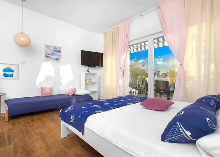 The Whitehouse Apartman