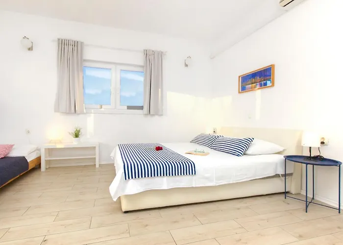 Apartman The Whitehouse Brodarica (Sibenik-Knin)