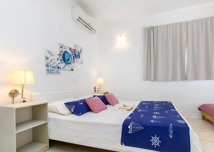 The Whitehouse Brodarica (Sibenik-Knin)